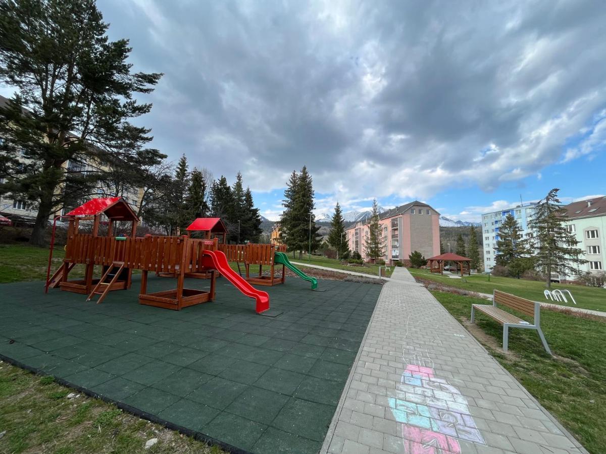 Ubytovanie Pod Stitmi Vysokych Tatier Tatranská Štrba Eksteriør billede